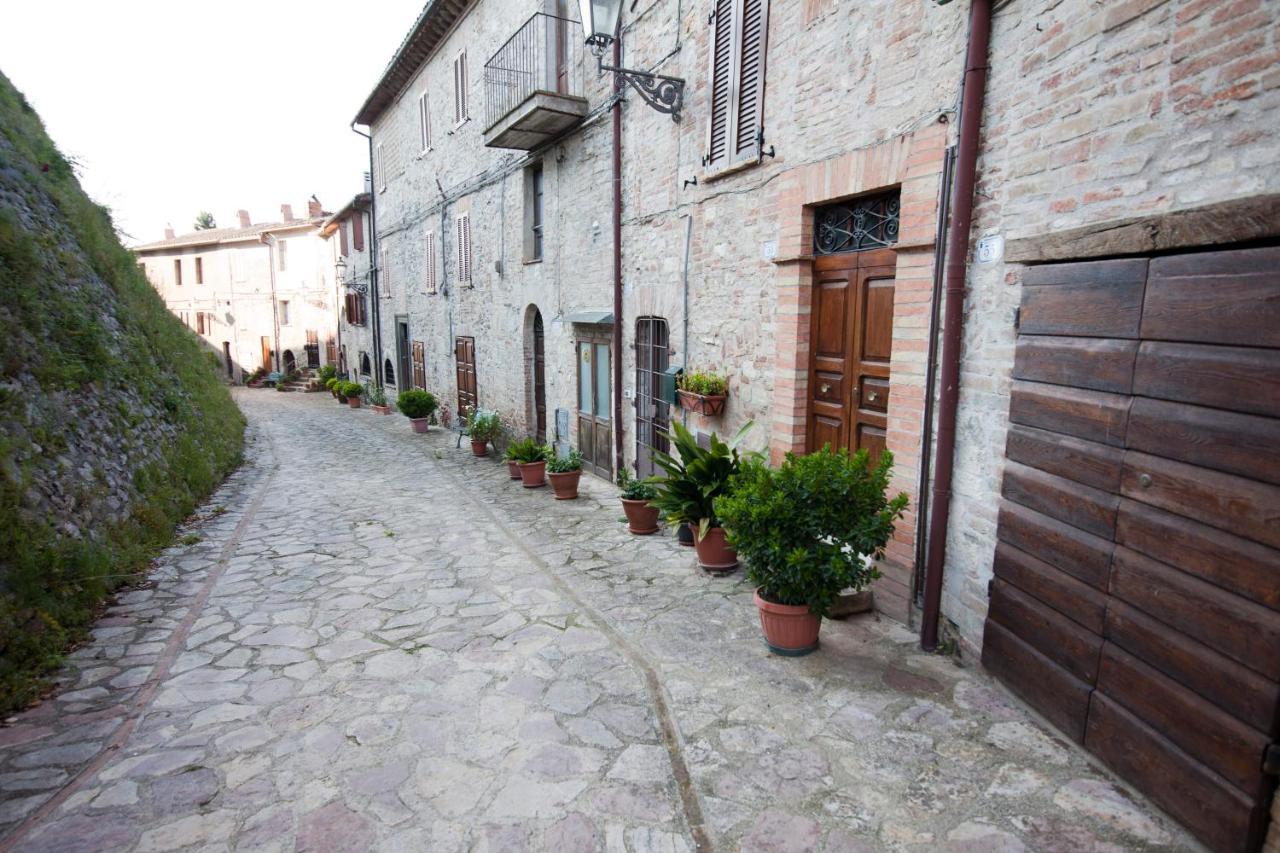 Il Borgo Di Olive Hotel Sismano Ngoại thất bức ảnh