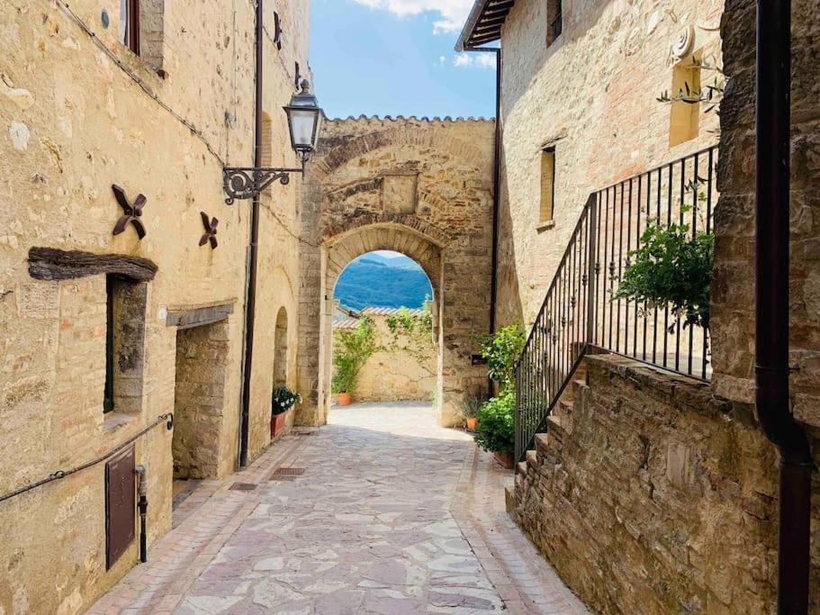 Il Borgo Di Olive Hotel Sismano Ngoại thất bức ảnh