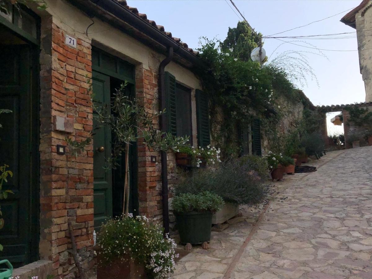 Il Borgo Di Olive Hotel Sismano Ngoại thất bức ảnh
